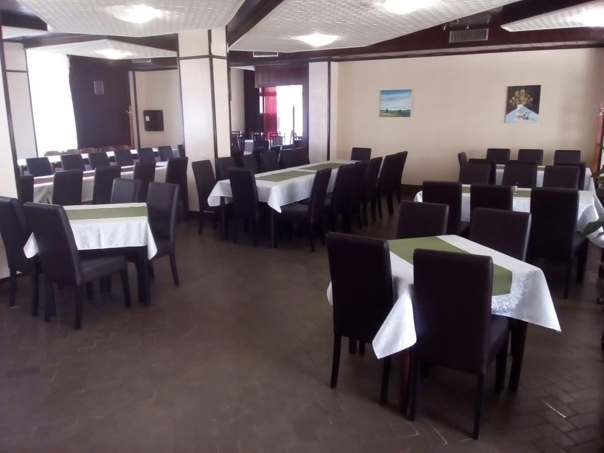 Restoran Sa Prenocistem Zitiste Hotell Eksteriør bilde